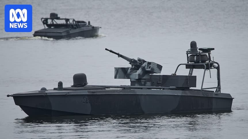 Російський газовоз затонув у Середземному морі після атаки дронів