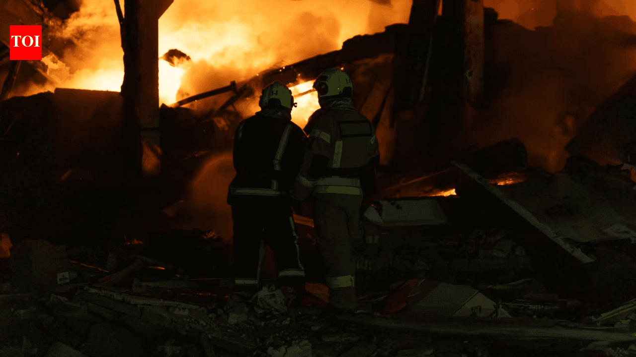 Удар по Запоріжжю: семеро робітників Metinvest загинули, Зеленський — ракети були з КНДР