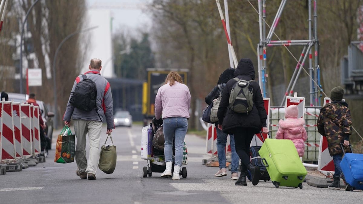 ЄС може позбавити тимчасового захисту українських чоловіків призовного віку