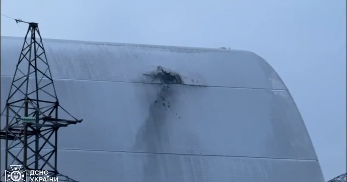 Greenpeace попереджає про катастрофічний викид радіації з Чорнобиля через пошкоджений купол