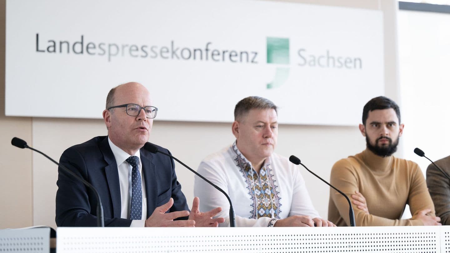 Пережили пекло: українські солдати розповіли у Дрездені про російський полон