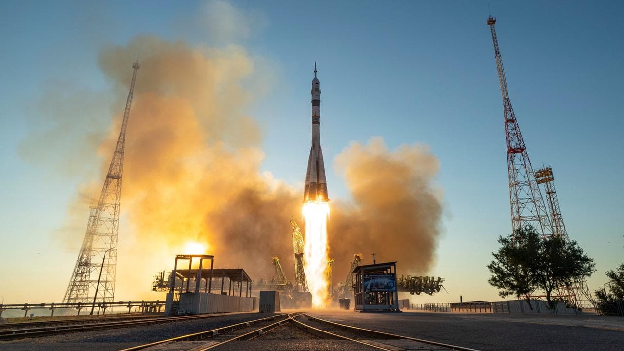 NASA та Роскосмос доставили спільний екіпаж на МКС попри війну