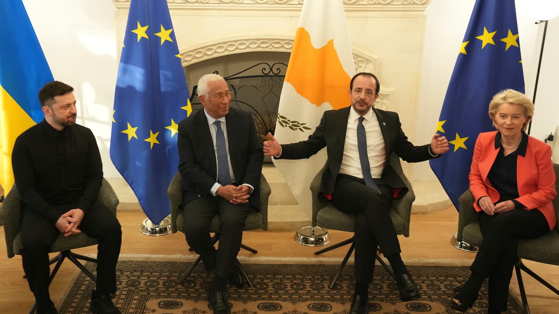 ЄС розпочне переговори про вступ з Україною та Молдовою після зняття угорського вето