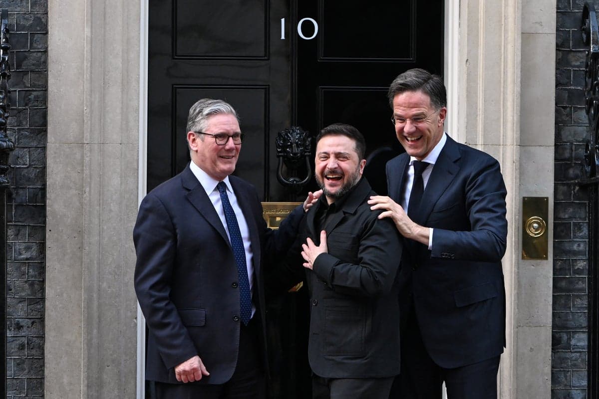 Зеленський у Лондоні: 201 експерт з дронів на Близькому Сході та 2 000 перехоплювачів на добу