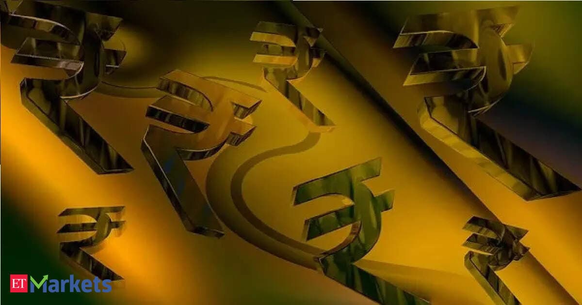 Рупія відновилась після чотирьох днів падіння на тлі ослаблення долара