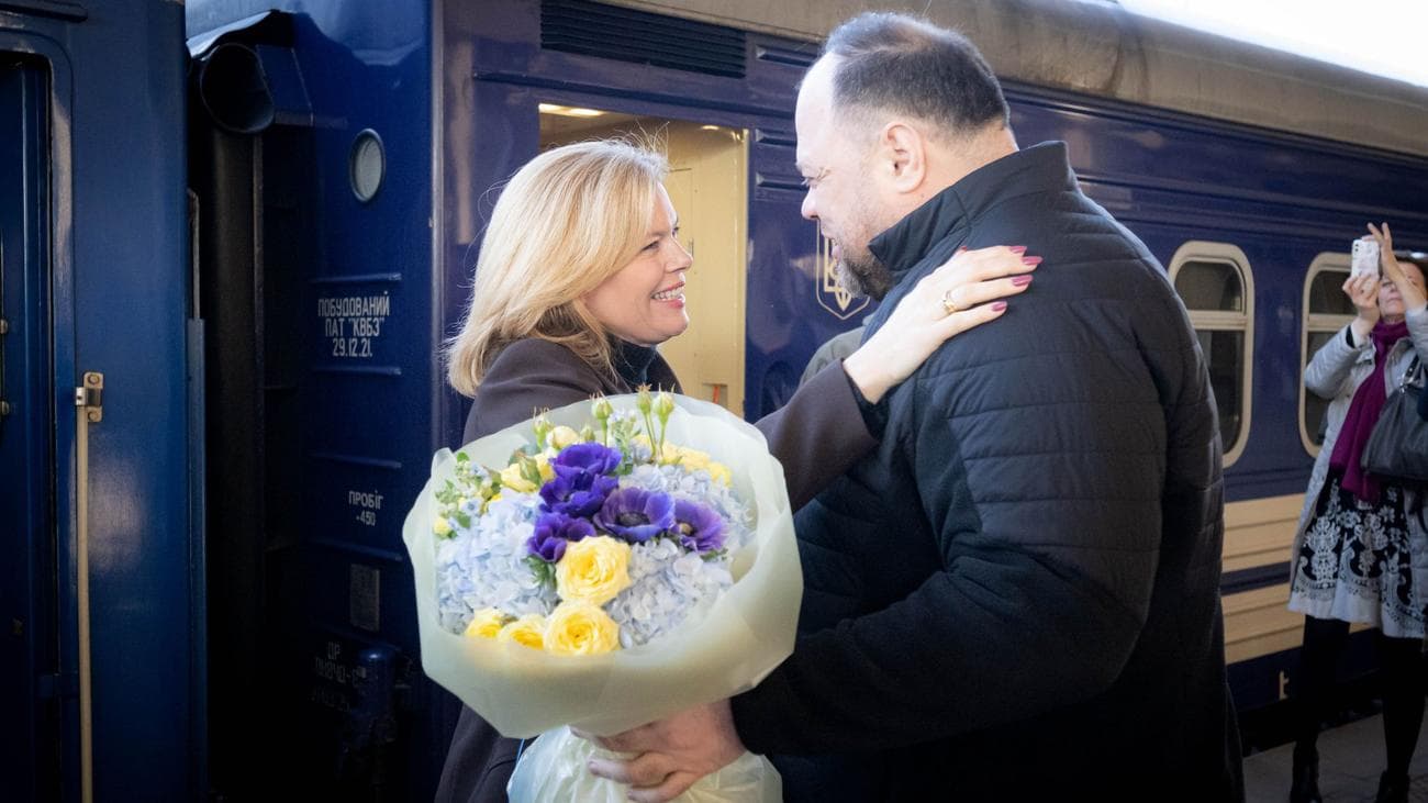 Клекнер у Києві: Бундестаг демонструє солідарність з Україною