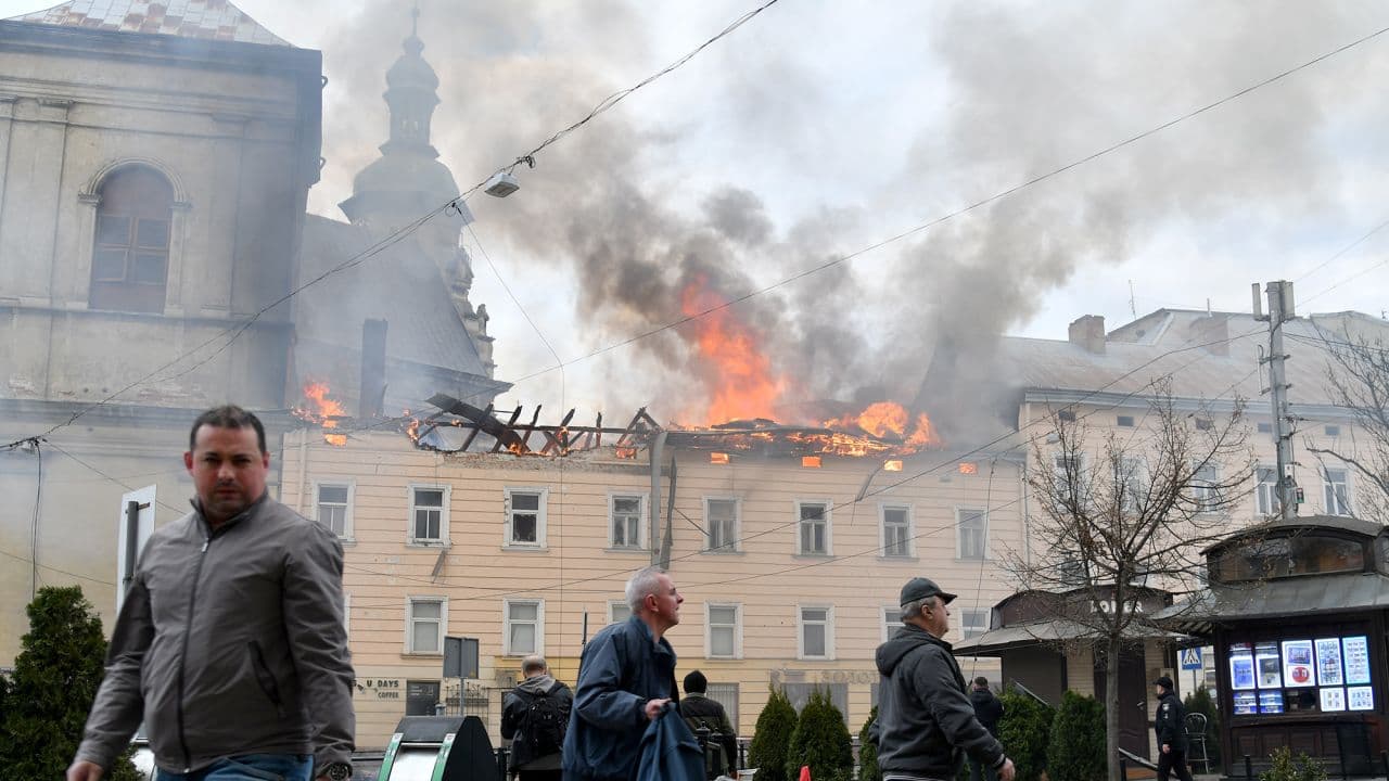 Росія атакує тисячею дронів: удари по Львову, Вінниці та Івано-Франківську