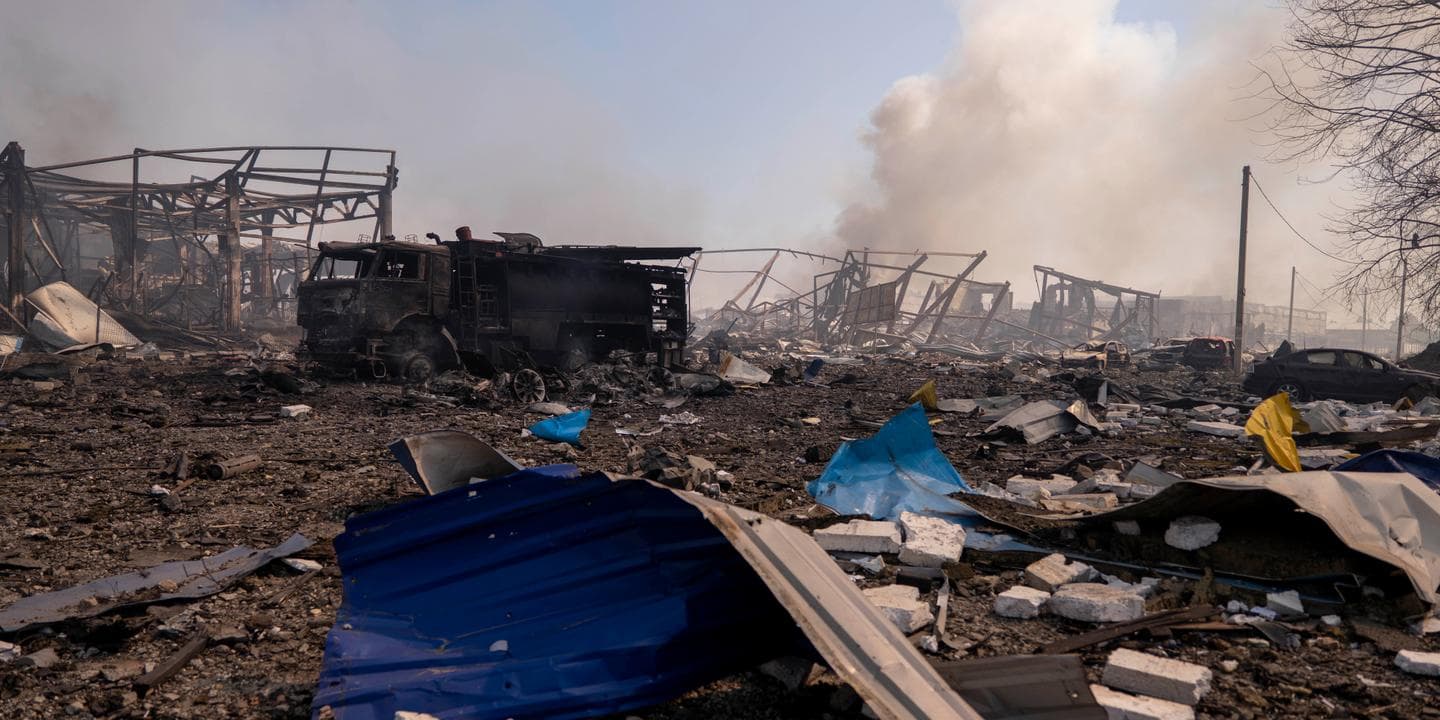 Росія погрожує ударами по енергетиці — 38 загиблих після атаки на склад під Києвом