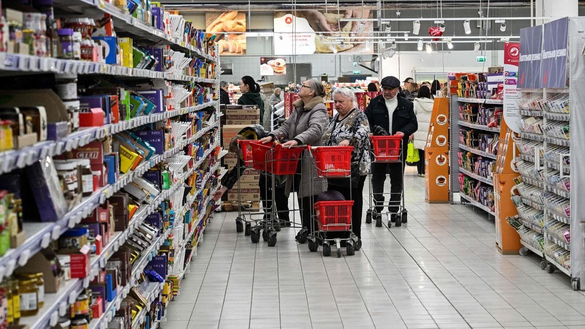 Економічна ціна війни: як конфлікт руйнує Росію та Україну