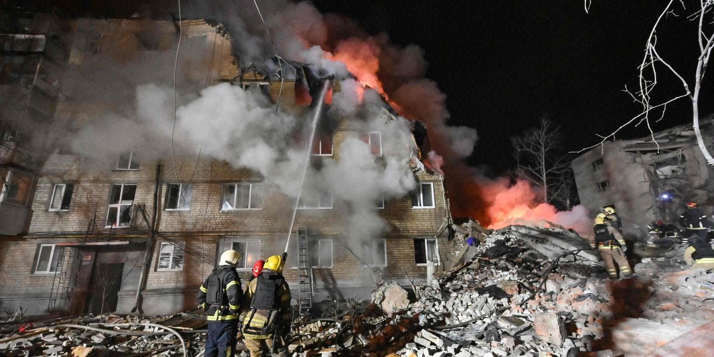 Удар по Харкову: четверо загиблих, рятувальники шукали людей під завалами