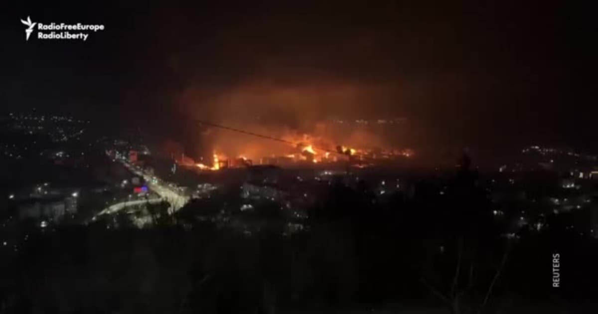 Українські дрони вдруге за тиждень вдарили по нафтовому порту Туапсе: пожежа та загиблі