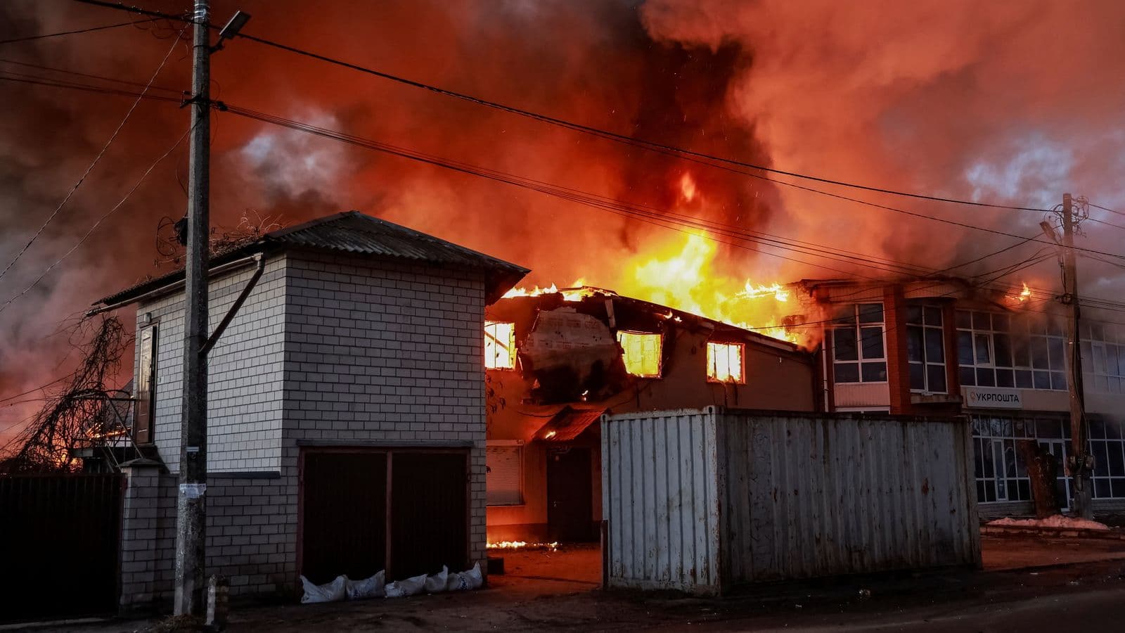 Росія атакувала Україну 430 дронами і 68 ракетами: п'ятеро загиблих