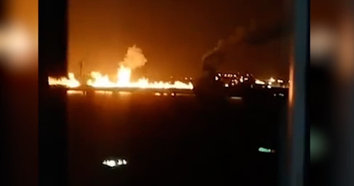 Дрони атакували нафтовий порт Усть-Луга: спалахнула пожежа