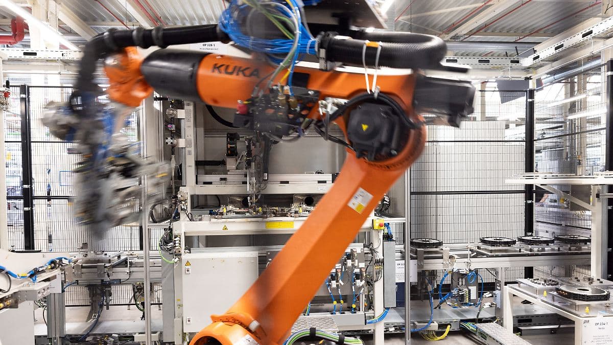 Mercedes-Benz виходить на ринок протидронового захисту разом із мюнхенським стартапом