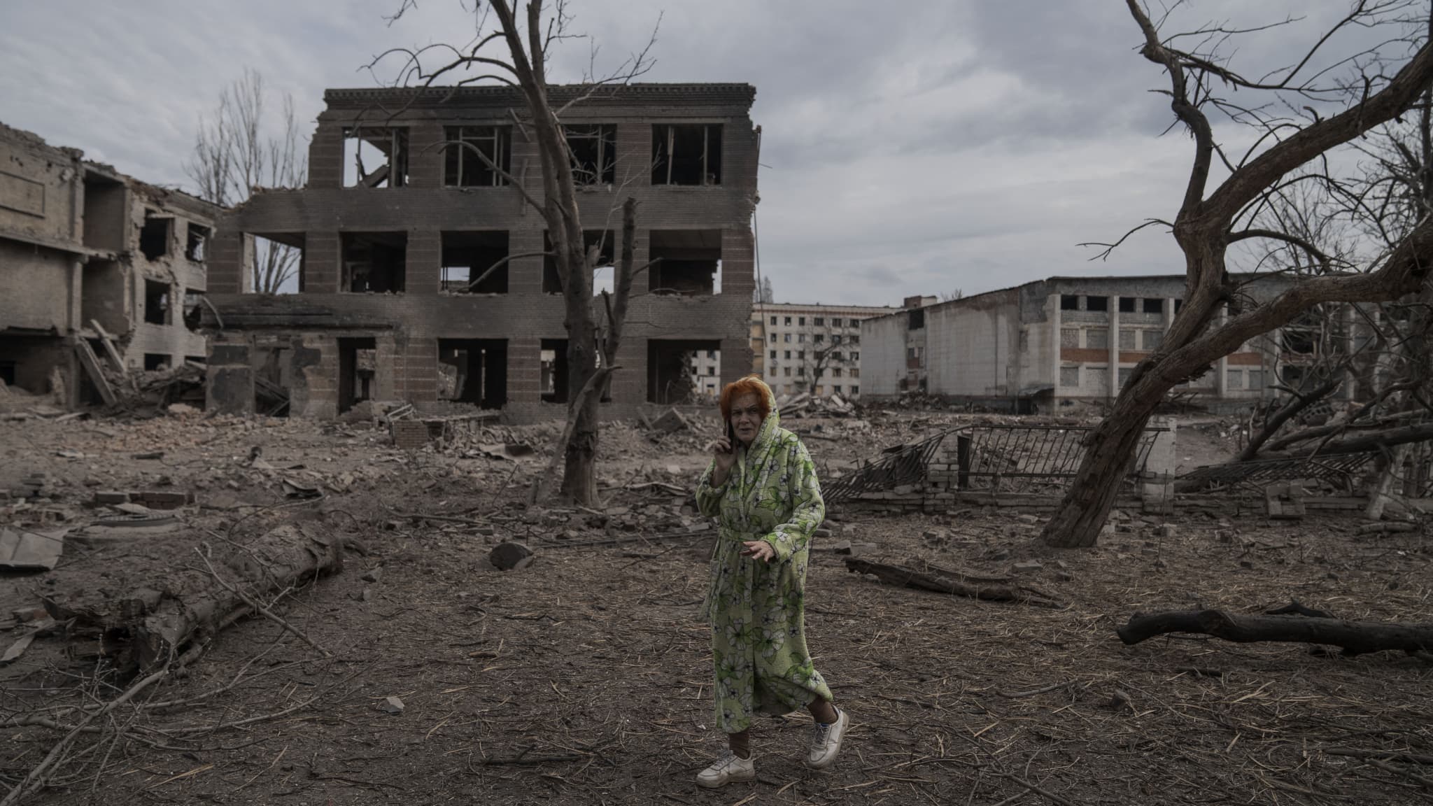 Близькосхідна війна затьмарює боротьбу України за увагу світу