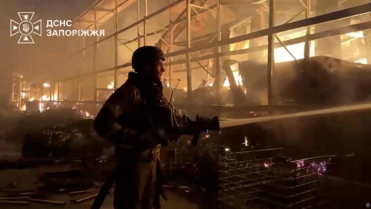 Удар по Новоросійську: Україна атакувала базу ЧФ дронами й ракетами, серед загиблих — дитина
