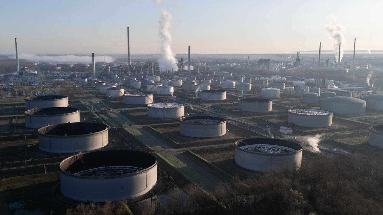 Через війну в Ірані Німеччина вивільняє стратегічні нафтові резерви