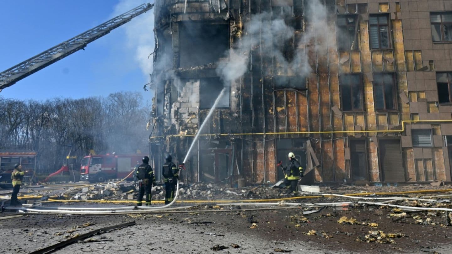 Росія атакувала Україну майже 500 дронами та ракетами: щонайменше 10 загиблих