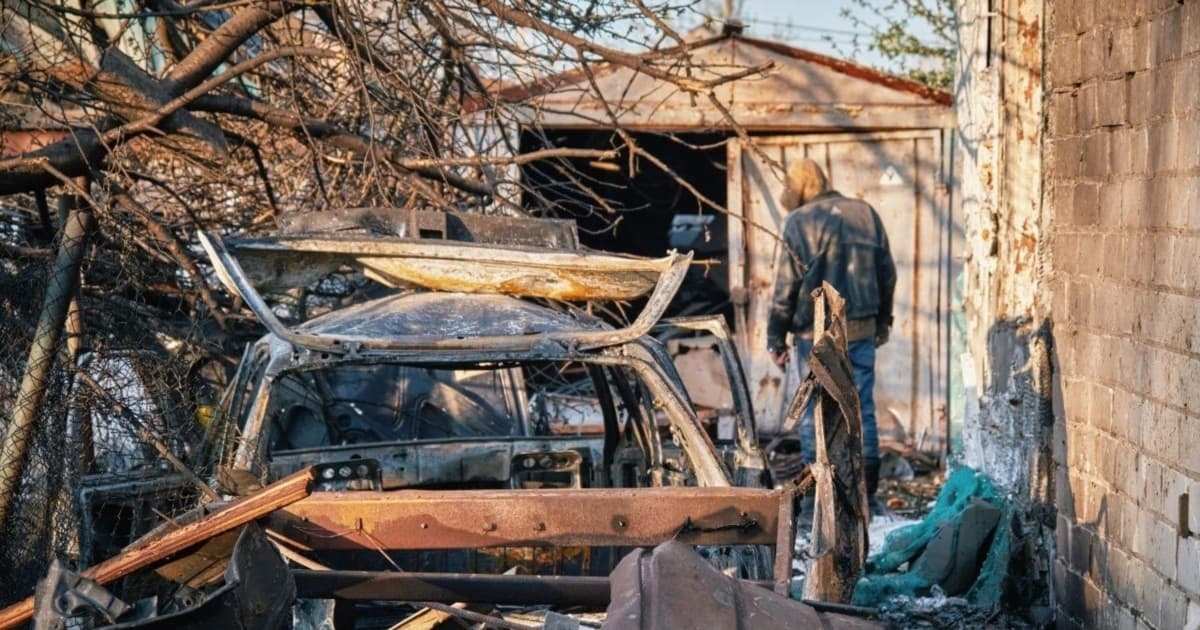 Росія вдарила по центру Слов'янська бомбою в 1,5 тонни: зруйновано дитячий спортзал