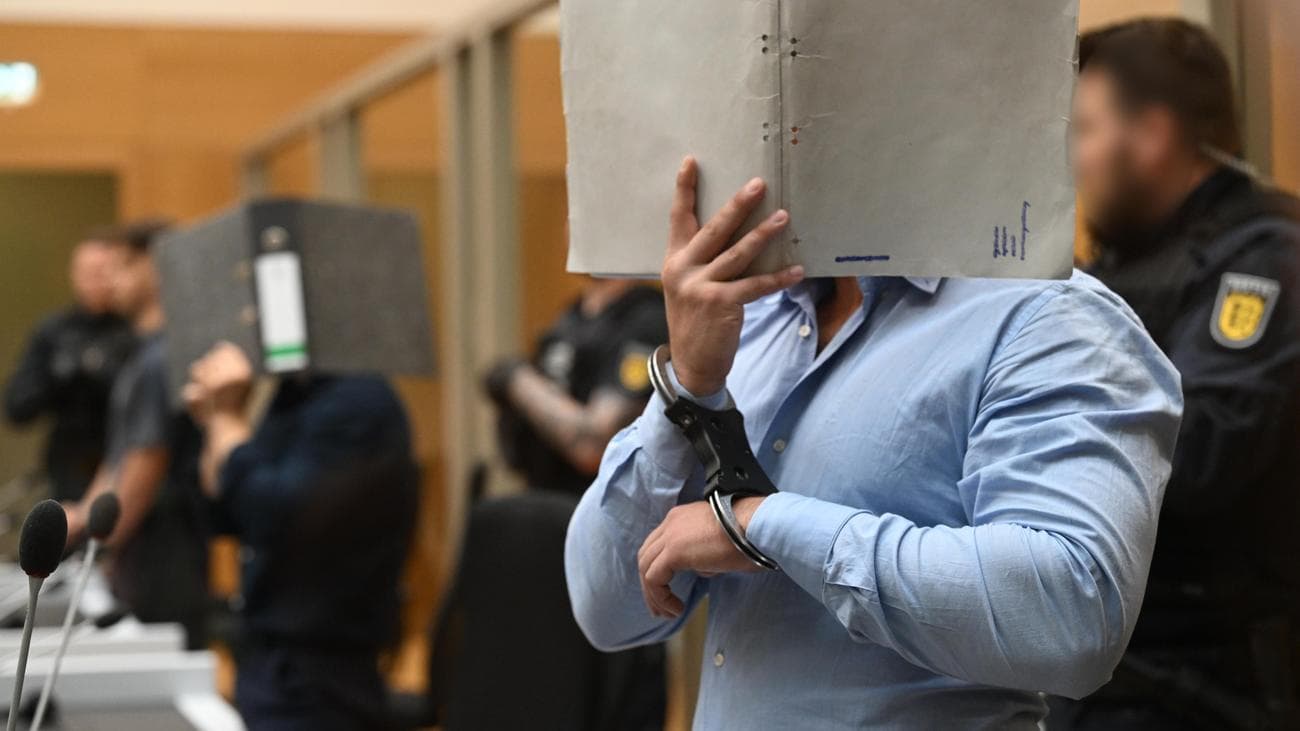Штутгарт засудив українця за підпали на замовлення росії — двох виправдали