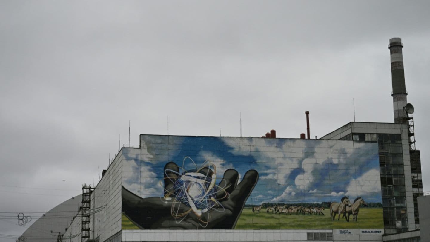 40 років Чорнобилю: Зеленський звинуватив Росію в «ядерному тероризмі» на тлі нових ударів