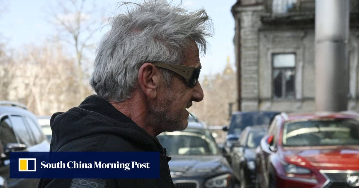 Шон Пенн після «Оскара» прилетів до Києва підтримати Україну