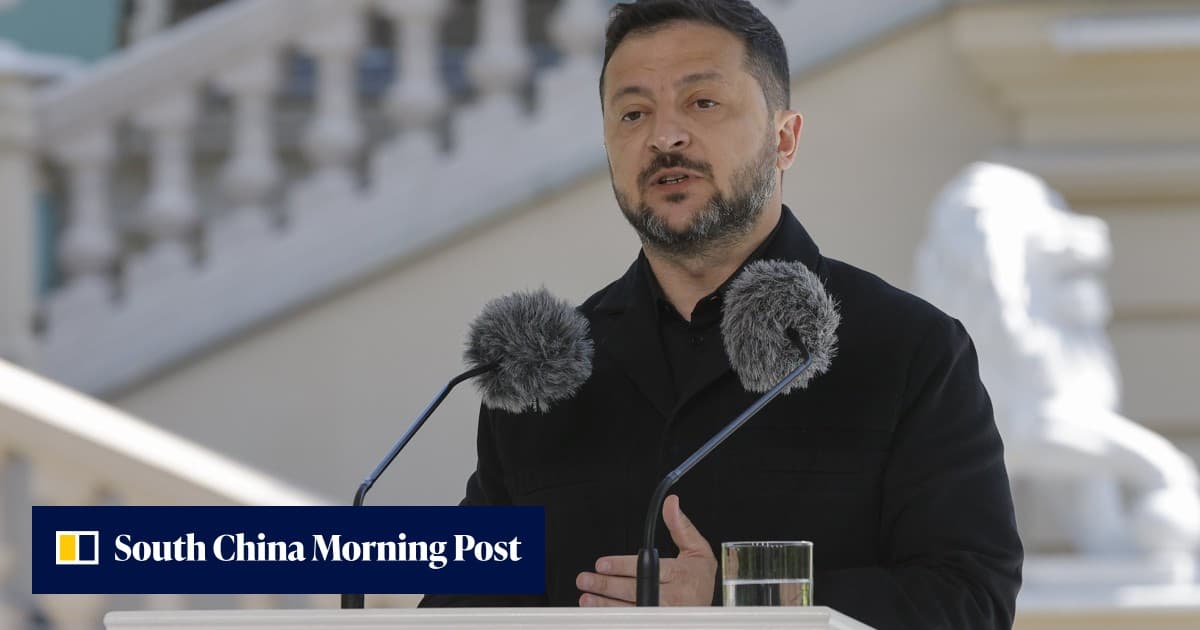 38 загиблих: Росія вдарила по складу поблизу Києва, Зеленський анонсував переговори з США