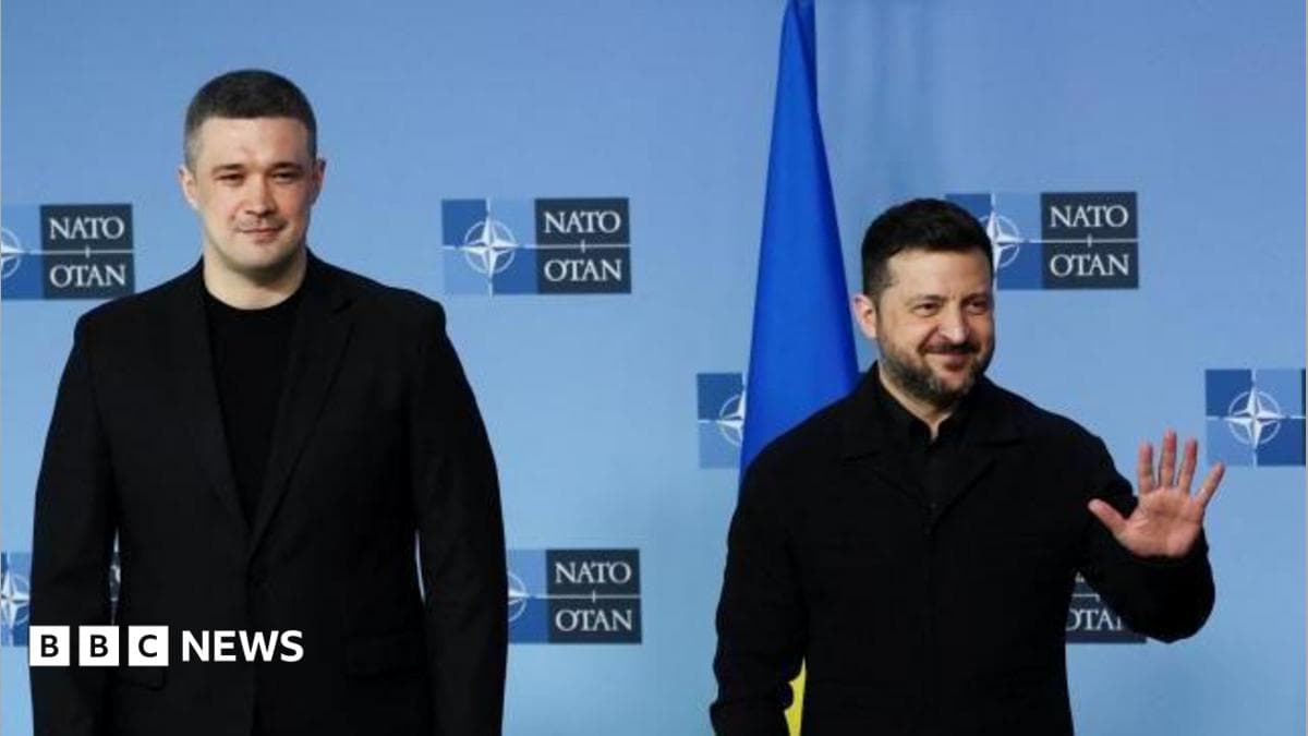 Федоров відкинув усі альтернативні посади та наполягає на поверненні до Міноборони