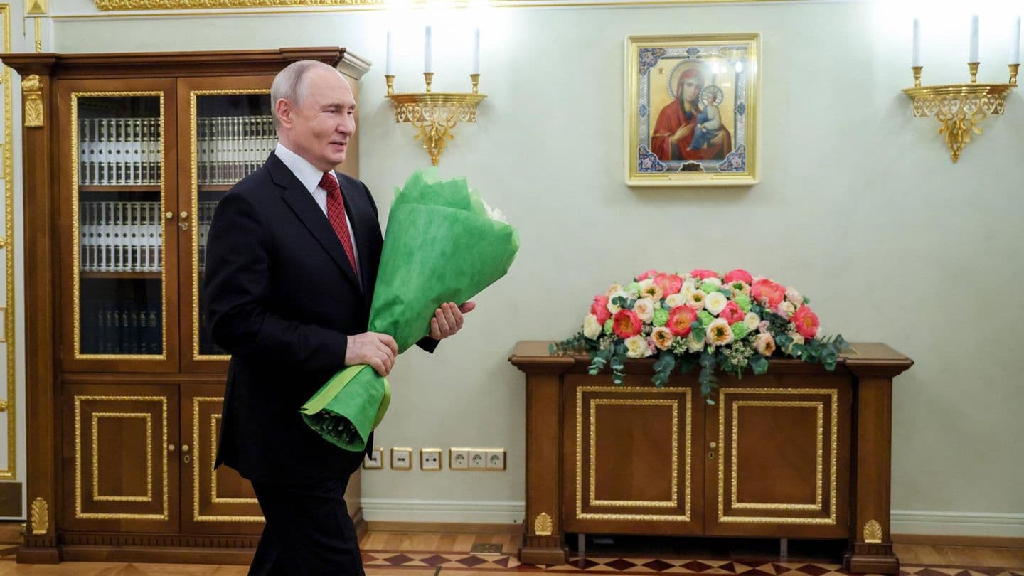 Путін обіцяє рекрутам списання боргів до 10 мільйонів рублів