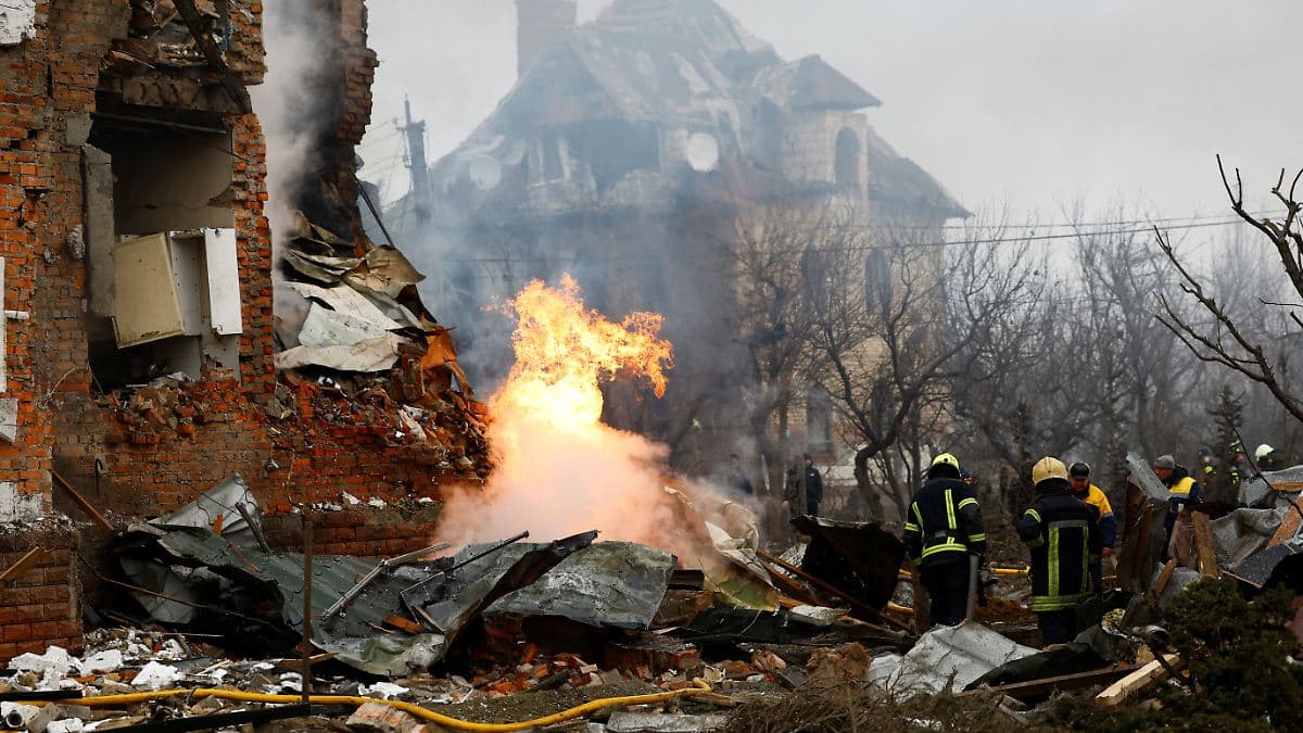 Ракетний удар по Києву - вибухи у Львові