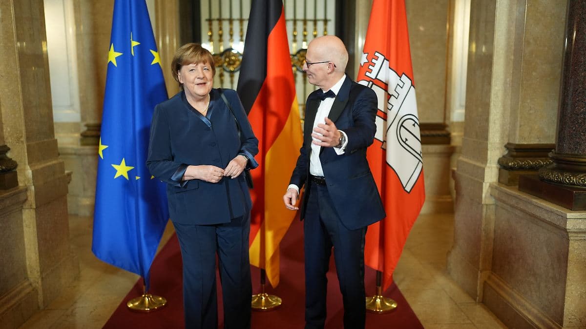 Меркель: Європа має взяти долю у власні руки