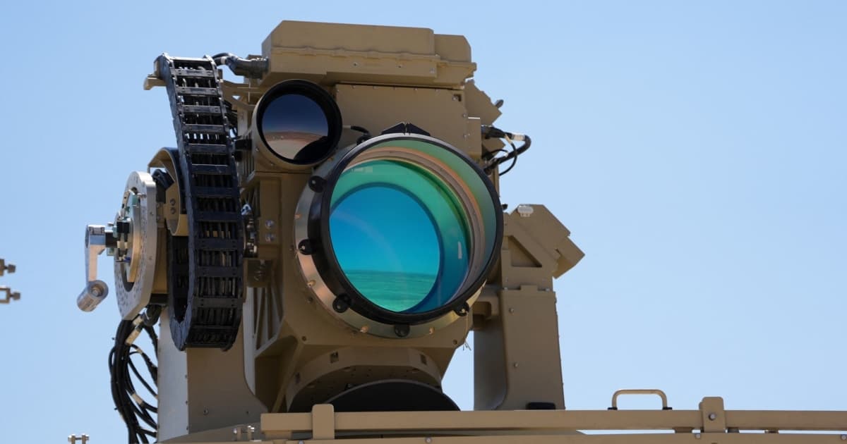 Лазери проти дронів: чи стане «Залізний промінь» захистом для України