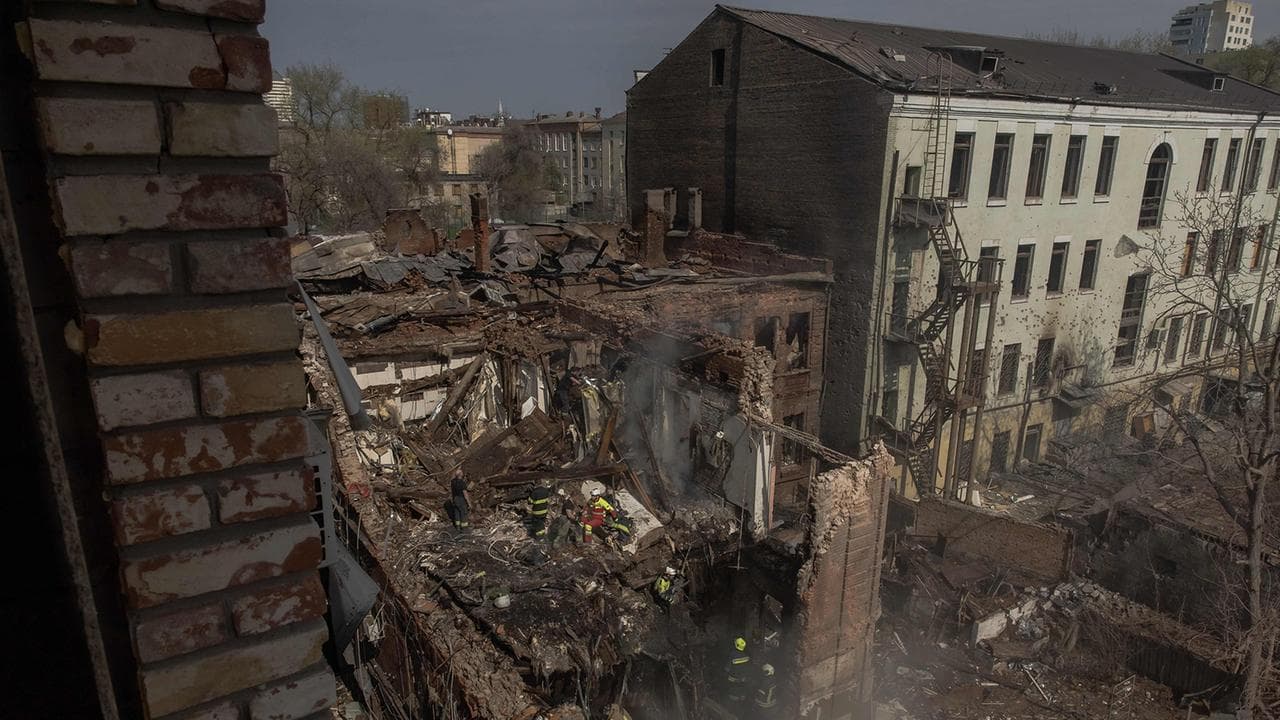 Росія атакувала Україну 40 ракетами і 700 дронами: 18 загиблих, близько 100 поранених