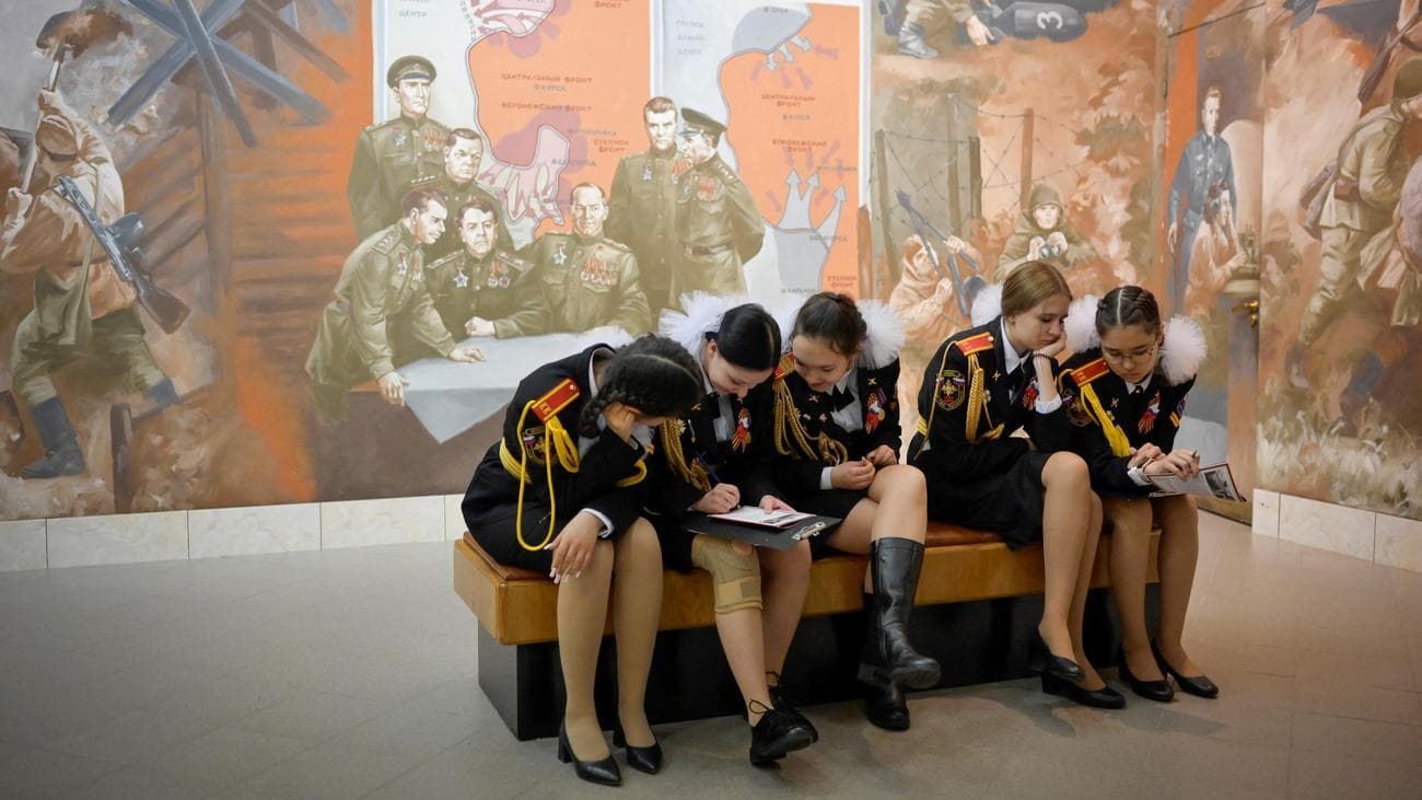 Що перемога Росії означатиме для самого російського суспільства?