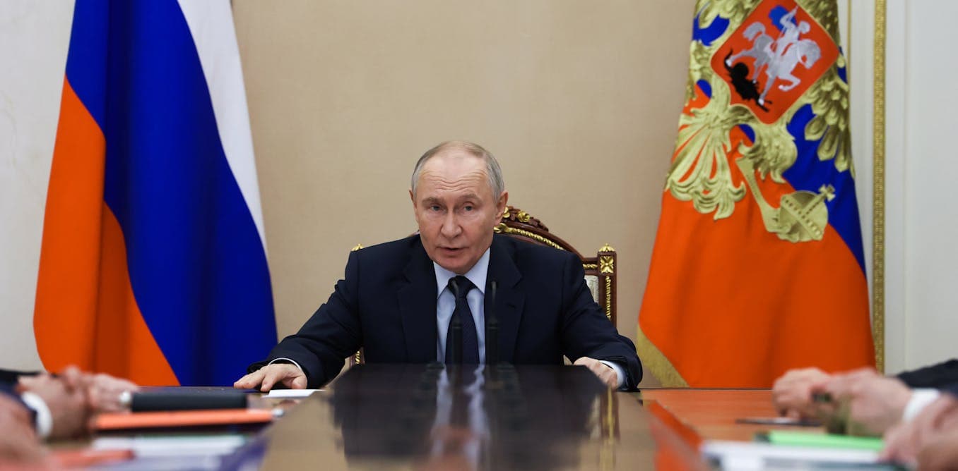 Як Путін перетворив пострадянське «національне приниження» Росії на військову агресію проти України