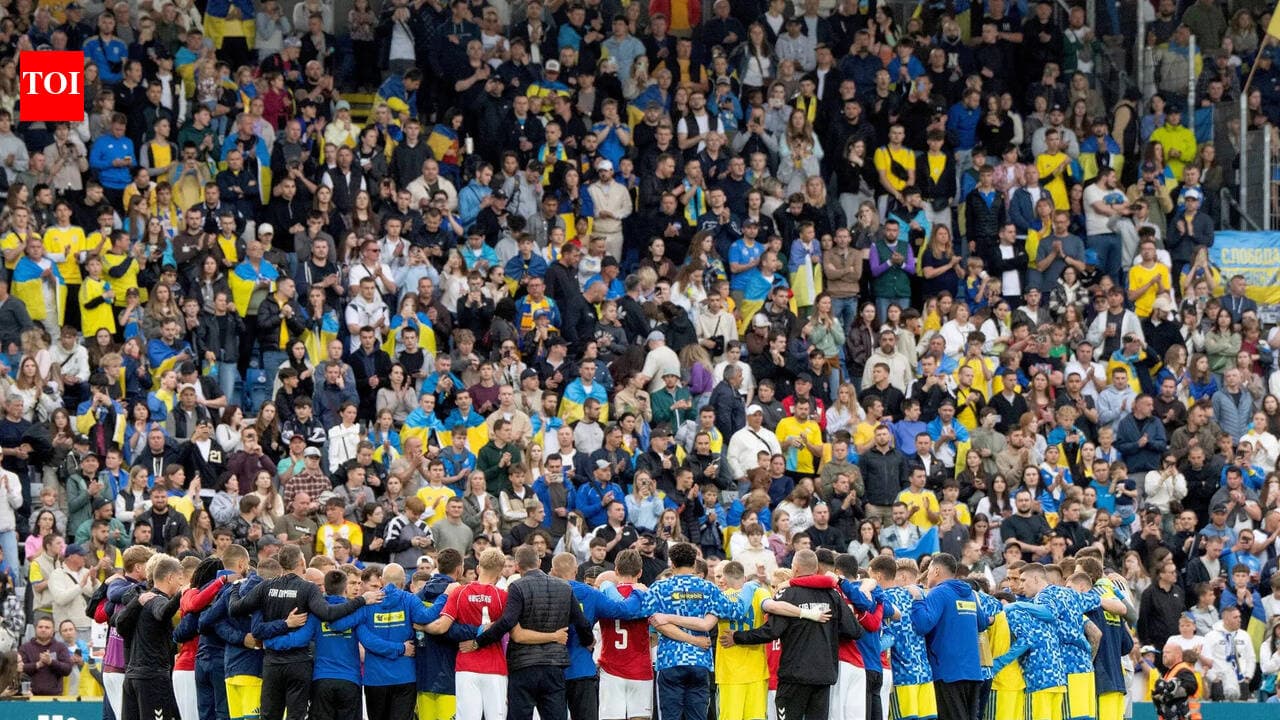 Еріксен знепритомнів під час матчу Данія — Україна: гравця госпіталізовано