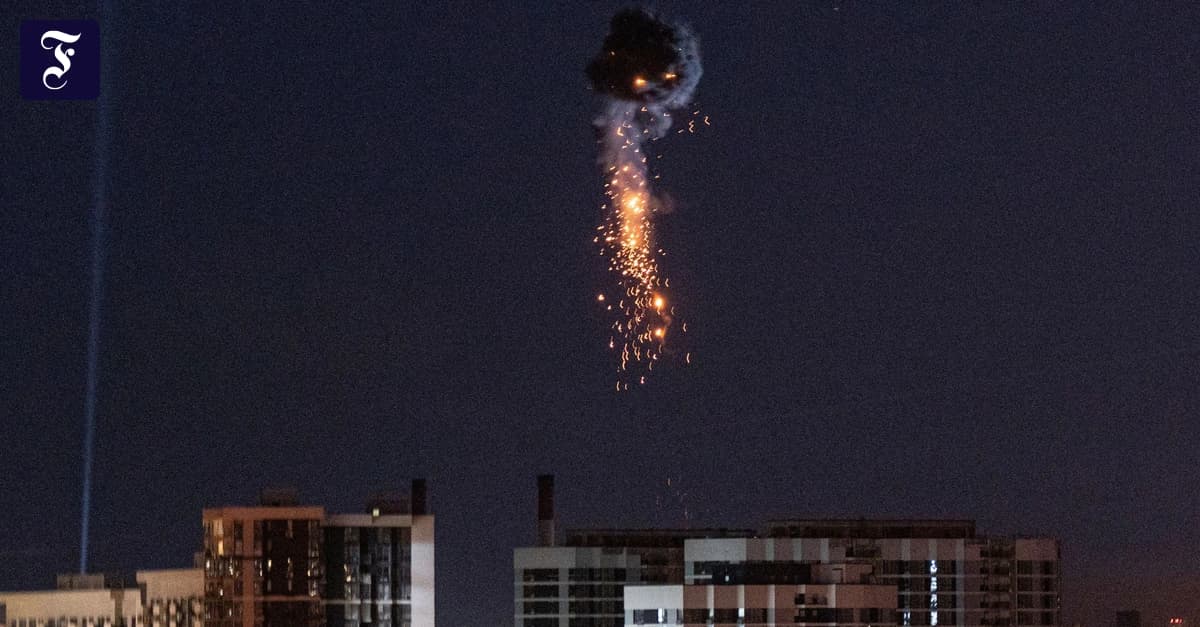 Росія вдарила по Києву: щонайменше дев'ять загиблих, 68 ракет і 351 дрон