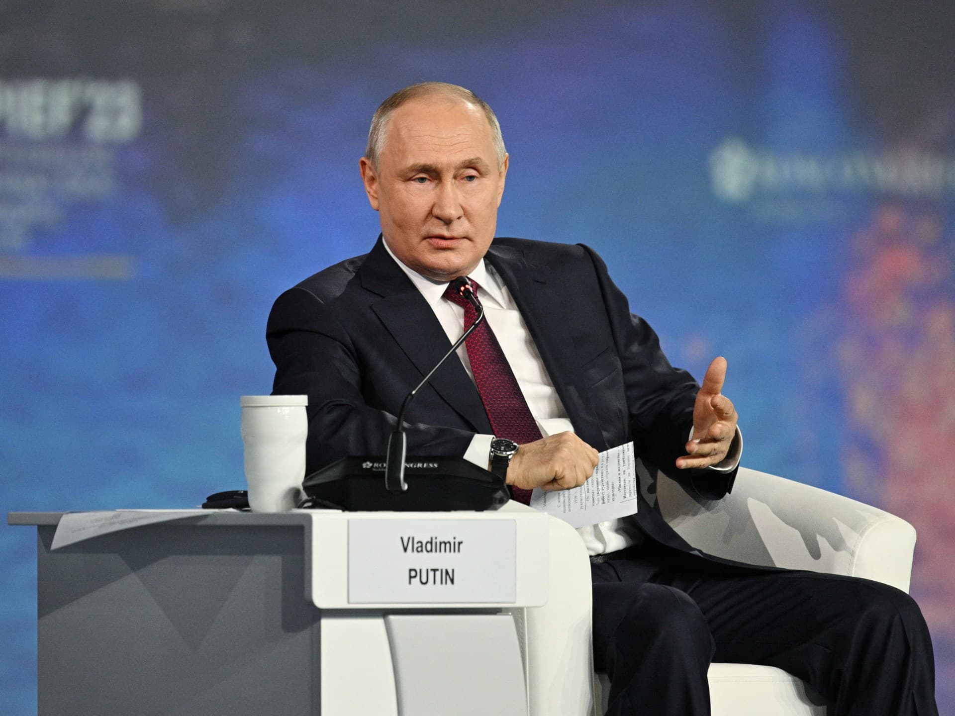 США вперше з 2022-го на ПМЕФ: форум відкрився попри удари дронів по Петербургу