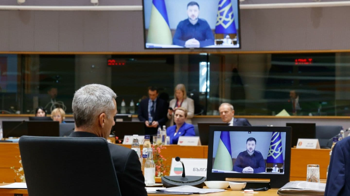 Посли ЄС проголосують щодо виплати кредиту на 90 млрд євро для України