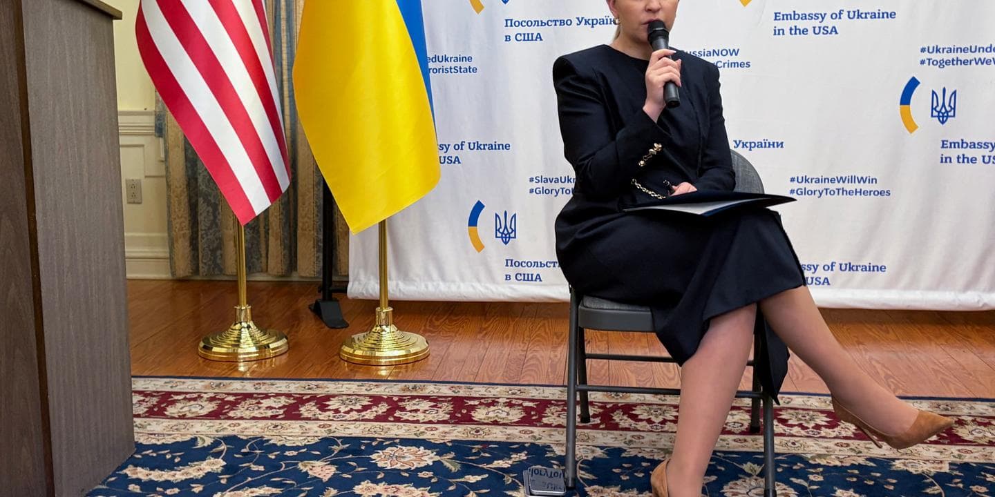 Зеленський звільнив посла в США; дрон знищив 8 мільйонів книг у Харкові