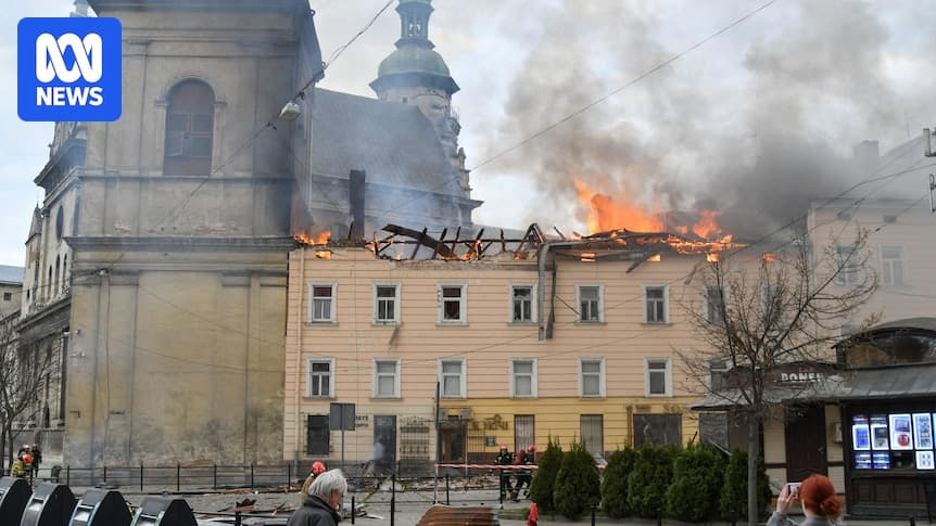 Денний удар по Львову: троє загиблих, об'єкт ЮНЕСКО пошкоджено