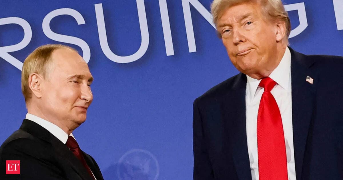 Трамп вивчає пом'якшення санкцій проти Росії для зниження цін на нафту