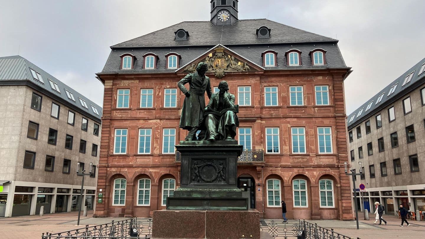 Ханау потрапив до списку Міністерства оборони Росії: місто зв'язалось із службою захисту конституції