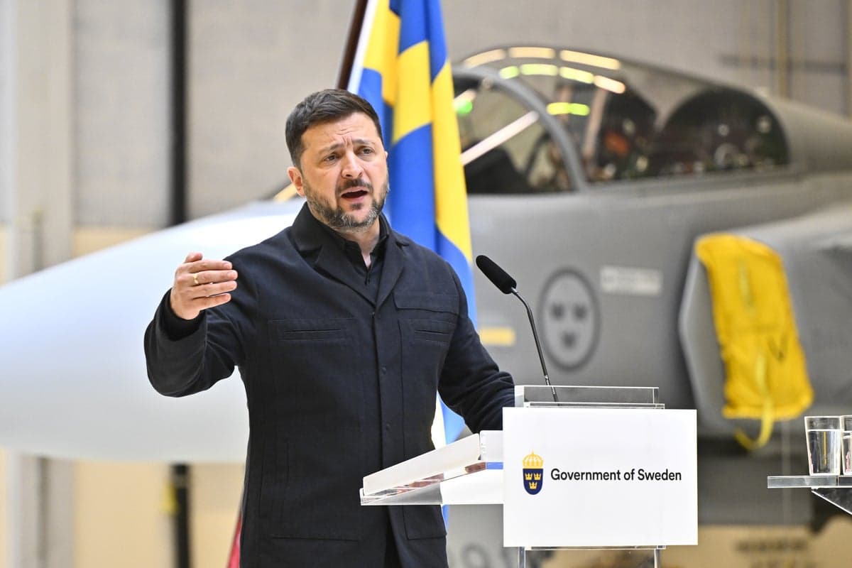 Російський дрон впав на будинок у Румунії: двоє поранених