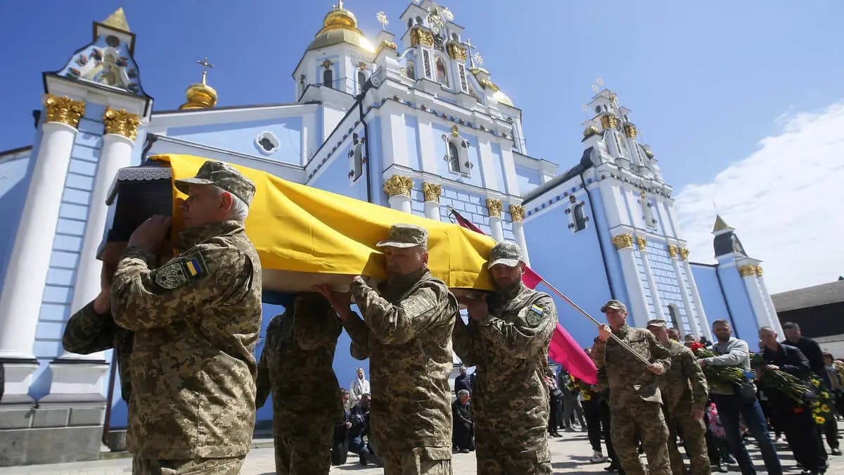 ЄС забирає захист в українців призовного віку — і прикриває це риторикою солідарності