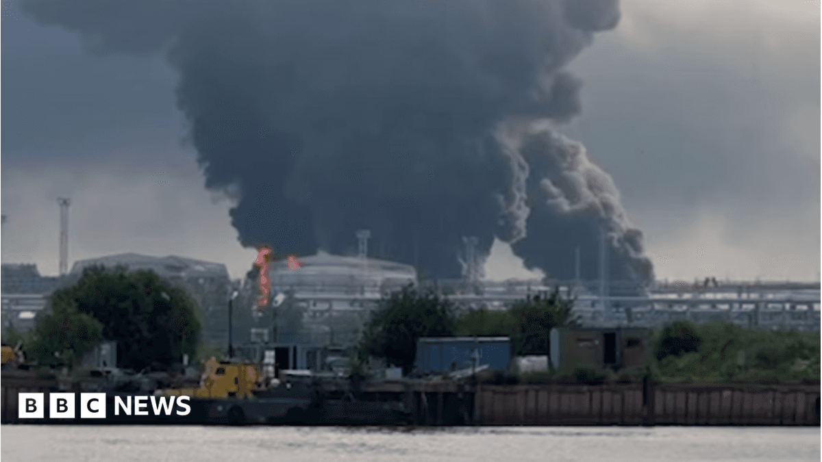 Україна вдарила по нафтовому терміналу Санкт-Петербурга та базі в Кронштадті