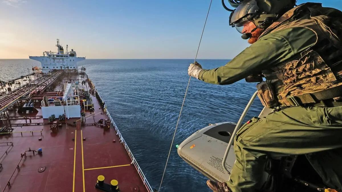 Ірландський нейтралітет тріщить: тіньовий флот Росії освоює нові води
