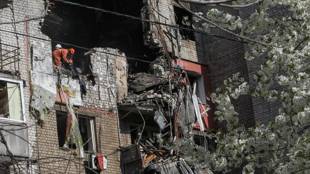 Російські безпілотники вдарили по Дніпру: двоє загиблих, дев'ятеро поранених