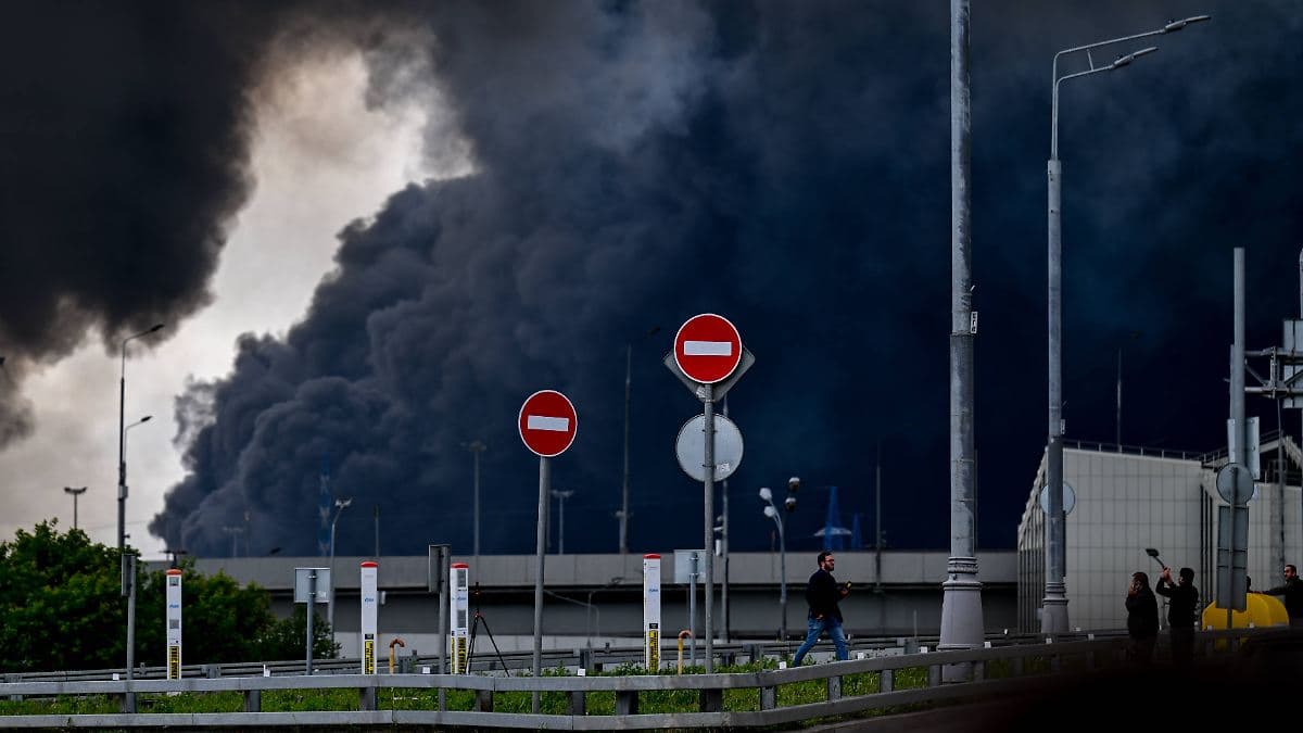 Московський НПЗ після ударів дронами простоїть до кінця року — Reuters
