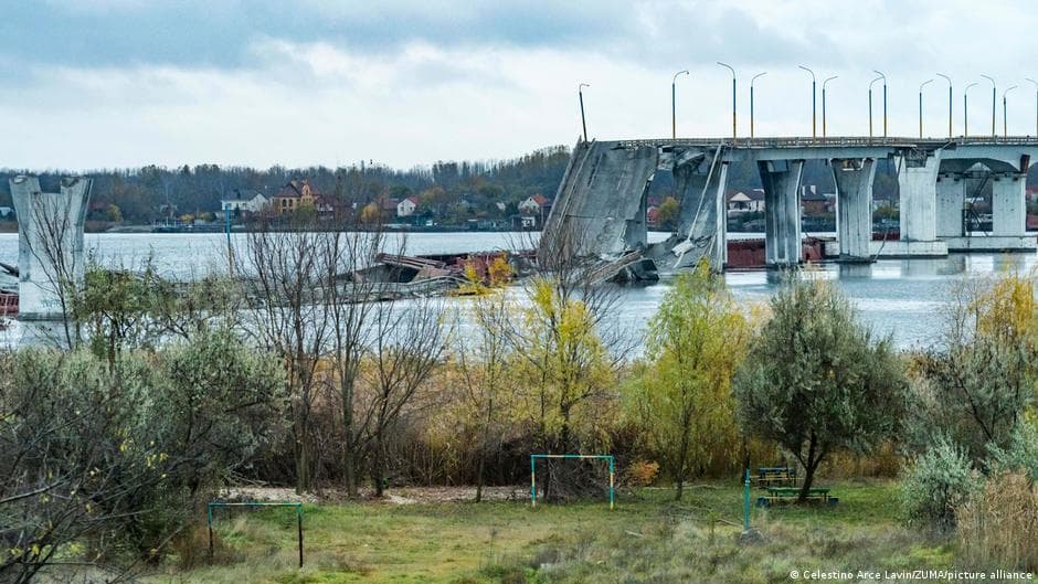 Олешки: голод, міни і 2 000 людей без виходу